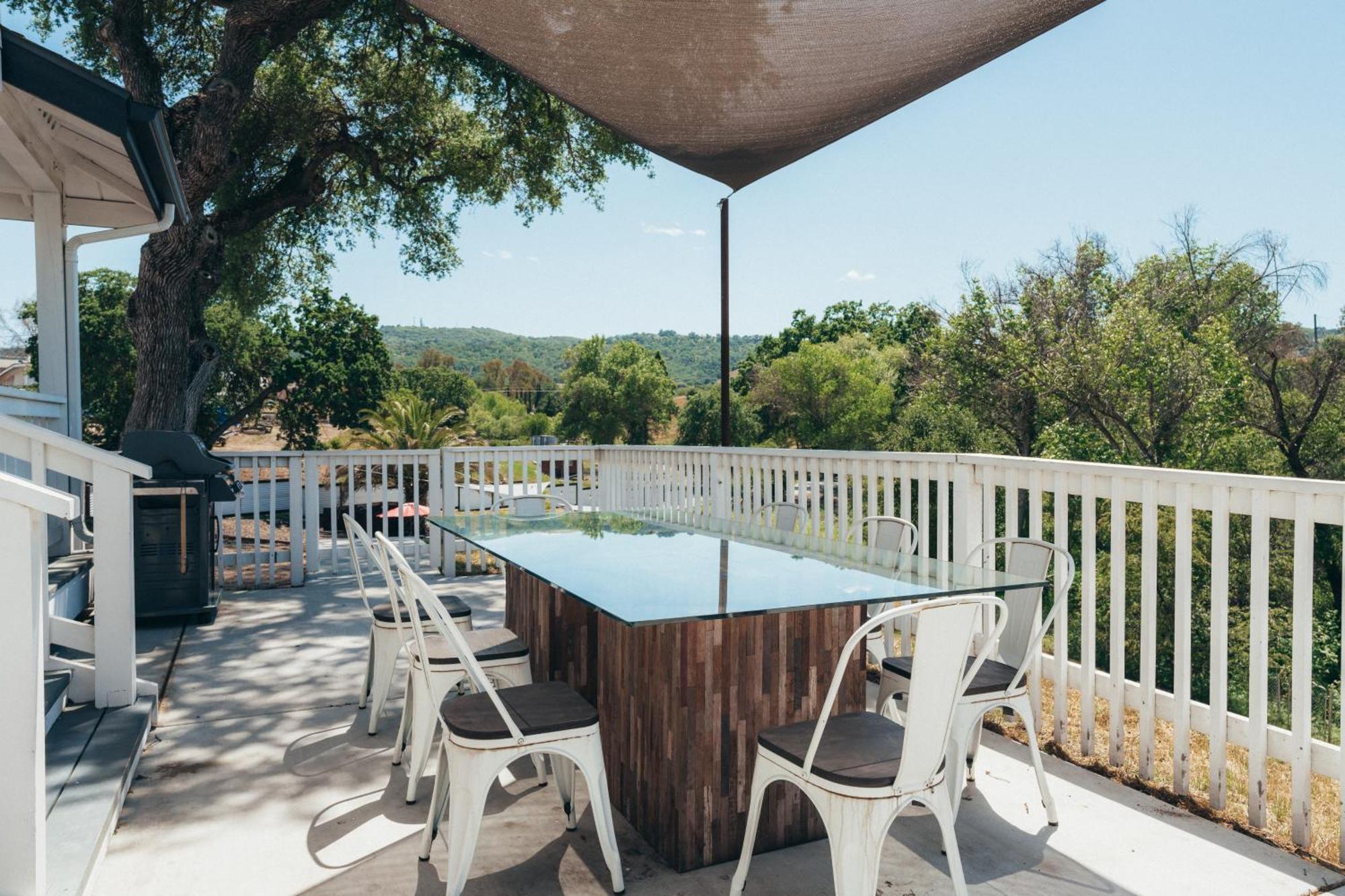 Wine Country Modern Farmhouse With Heated Pool, Hot Tub, Cybertruck 佩索罗伯斯 外观 照片