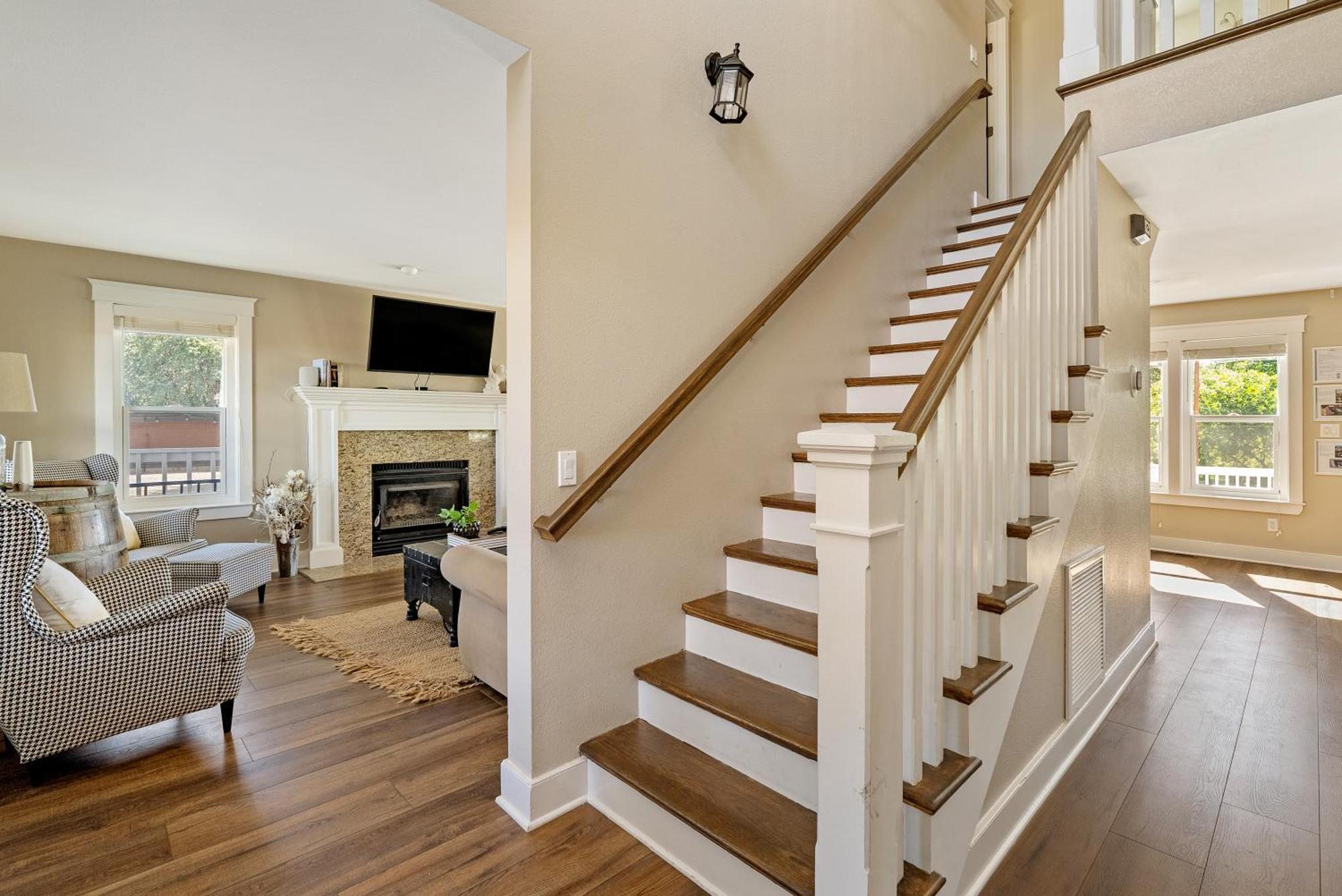 Wine Country Modern Farmhouse With Heated Pool, Hot Tub, Cybertruck 佩索罗伯斯 外观 照片