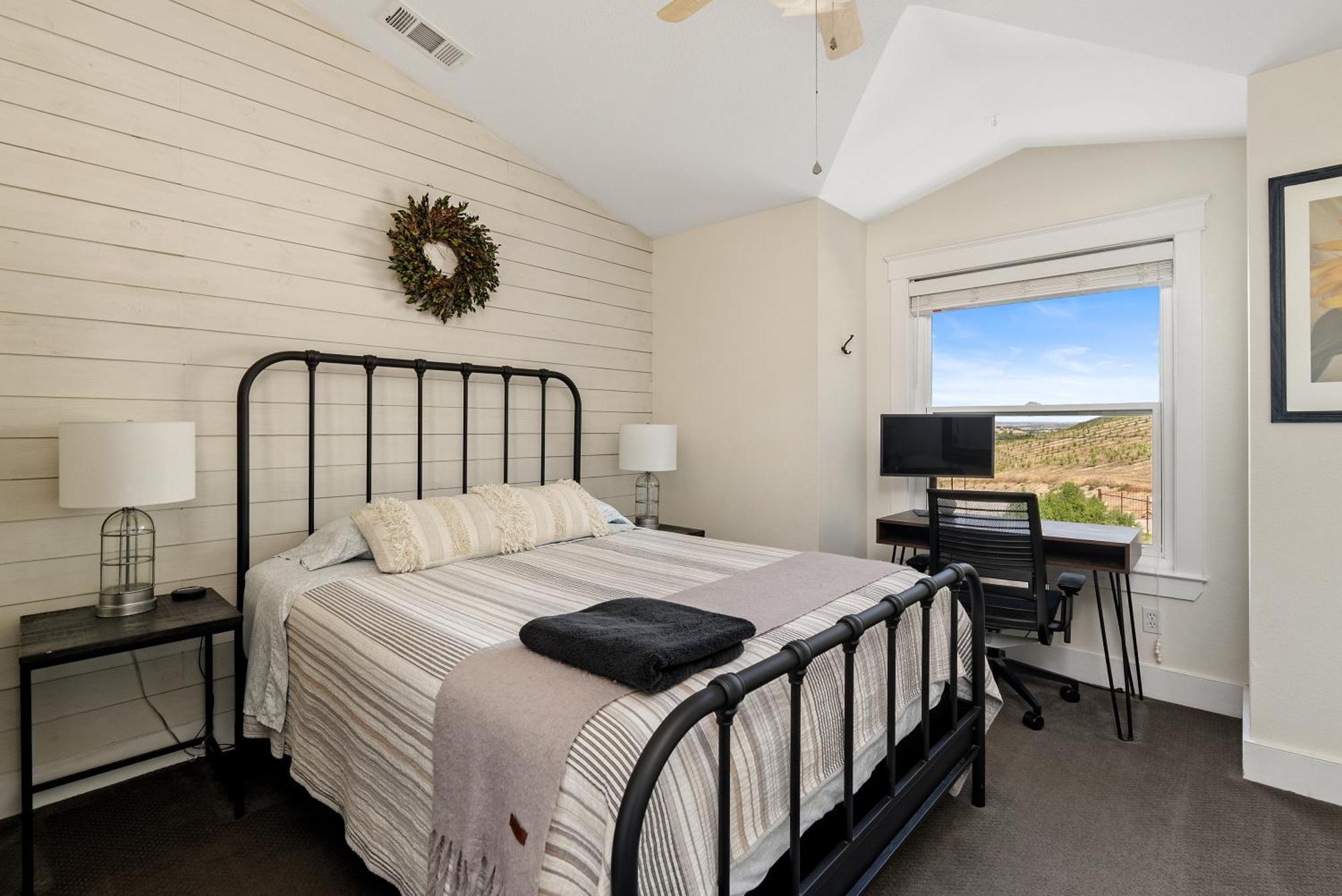Wine Country Modern Farmhouse With Heated Pool, Hot Tub, Cybertruck 佩索罗伯斯 外观 照片